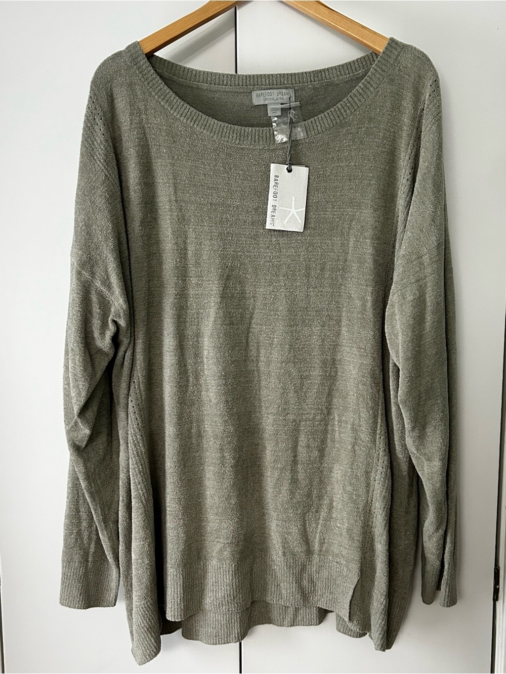 NWT Barefoot Dreams Cozychic Ultralite Dockside Pointelle Pullover